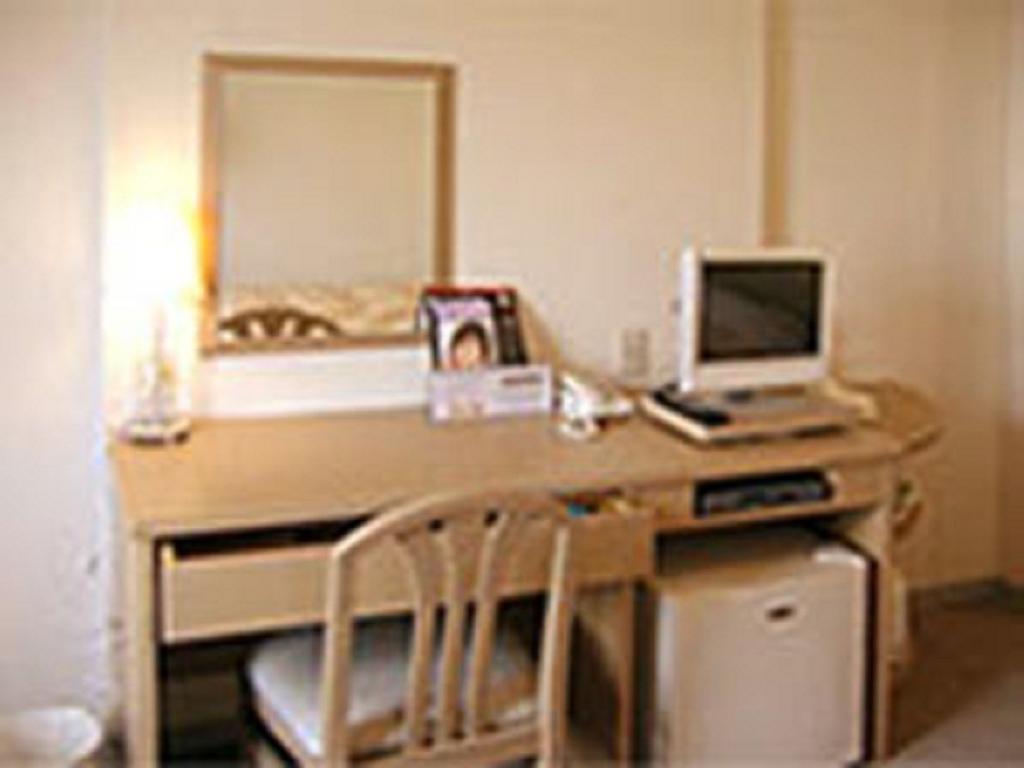 Best Inn Uozu Номер фото