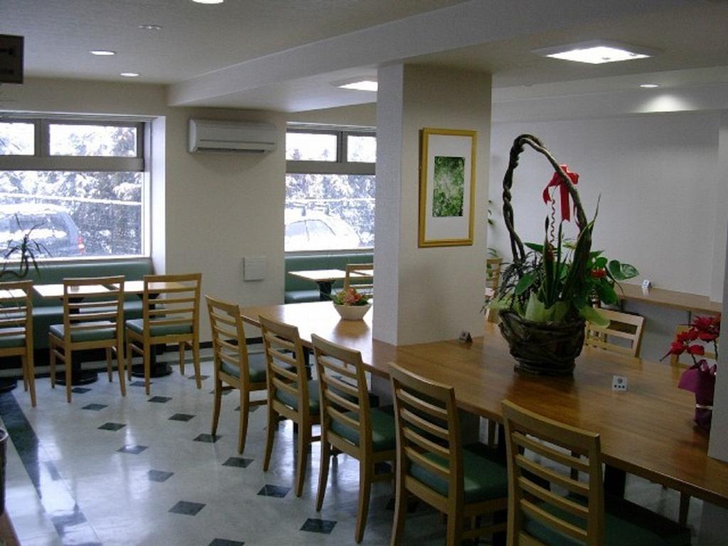 Best Inn Uozu Экстерьер фото